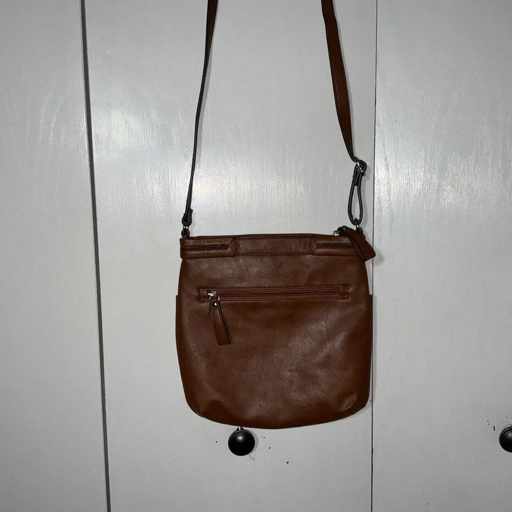 Relic Soft Leather Brown Crossbody With Multi-pockets 10